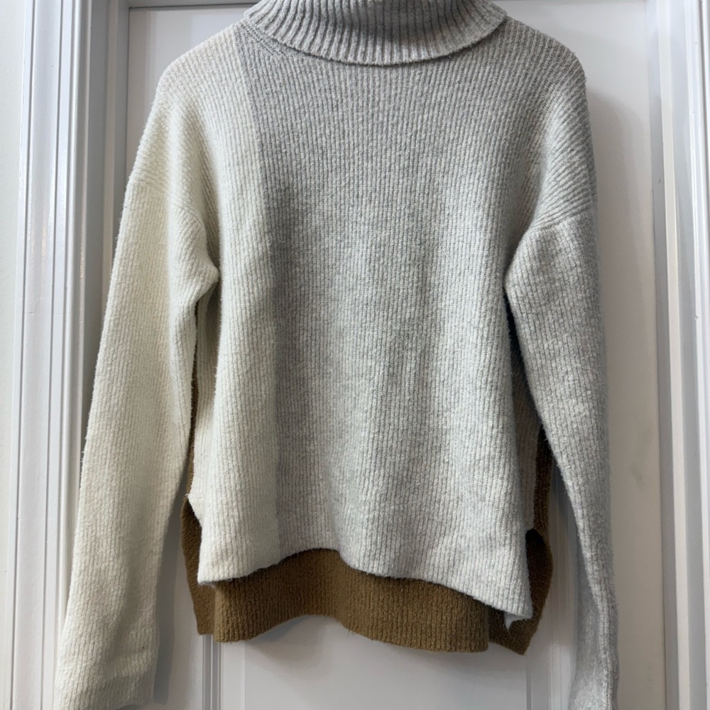 French Connection White and Brown Turtleneck Sweater
